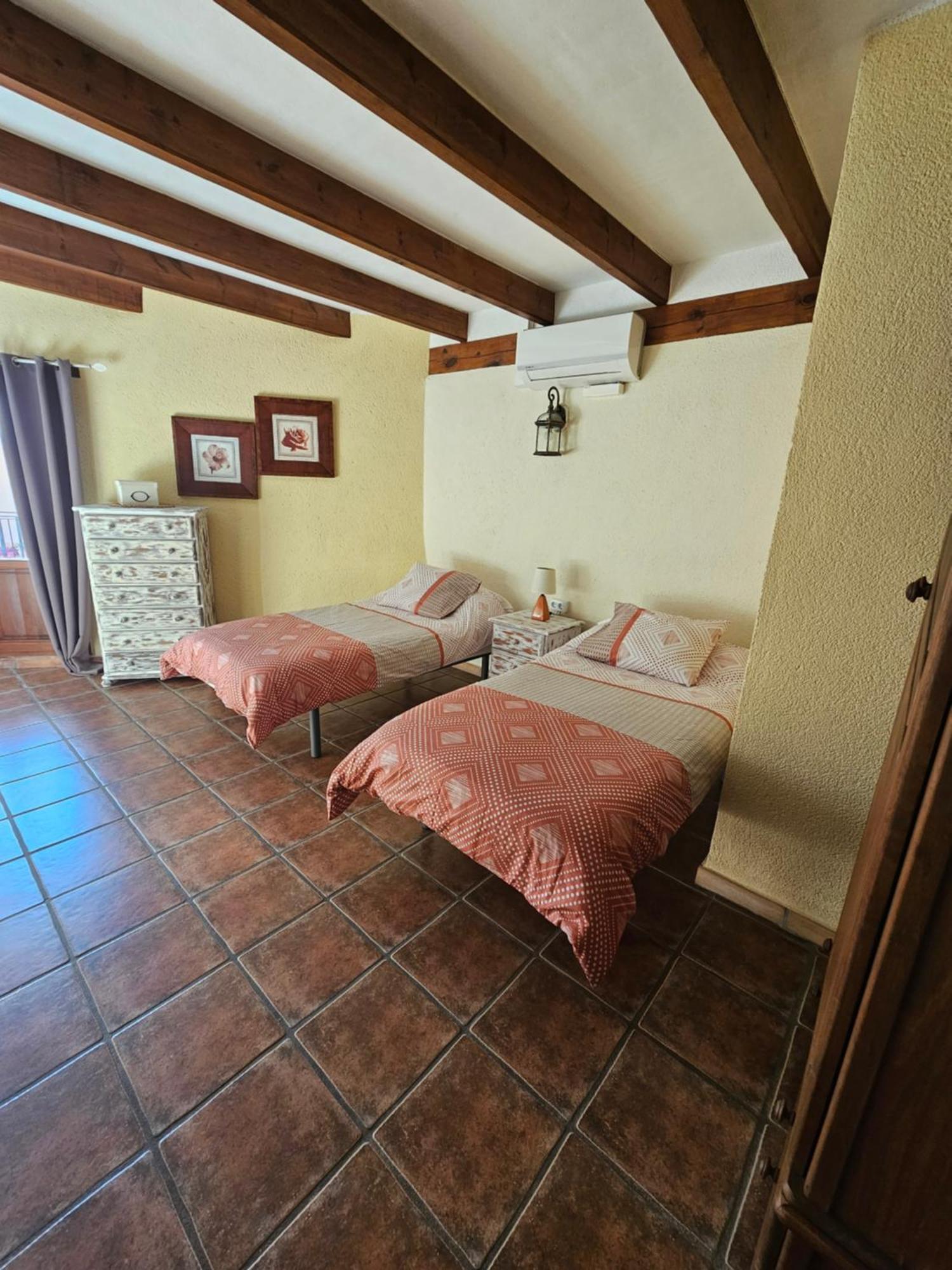 Meta Volante Casa rural Sagra